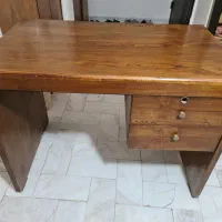 میز تحریر چوبی
