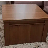 میز جلو مبلی با عسلی روی خود میز