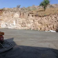 مجری کفسازی صنعتی با ماله پروانه ای صیقلی