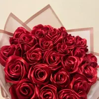 هدیه‌ی ماندگار( باکس و دسته گل ربانی)