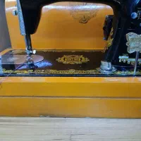 چرخ خیاطی قدیمی