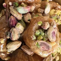 فروشنده آقا شیفت شب