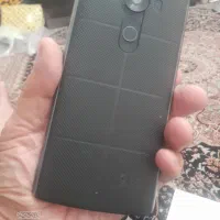 دو عدد گوشی ال‌جی وی ده ووی ۲۰فروشی