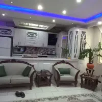 ۱۰۰ متر اقاقیا