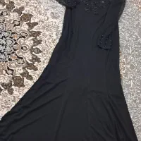چند دست لباس زنانه و مردانه