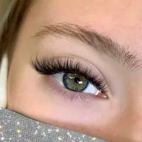 کاشت مژه