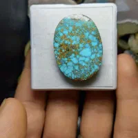 فیروزه رگه طلایی