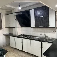 12 متر کابینت هایگلاس در حد نو