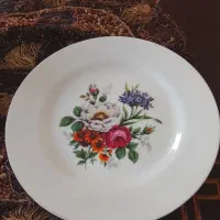 پیش دستی و وسایل آنتیک