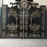 در حیاطی