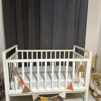تخت خواب کودک‌ سیسمونی