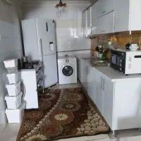 آپارتمان و مغازه ۹۰متری