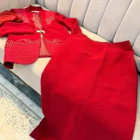 تعداد ده دست کت و دامن زنانه و دخترانه نو نو