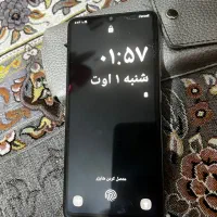 گوشیA32 رم۶ حافظه ۱۲۷