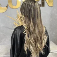 خدمات ویژه (رنگ‌ و لایت و کراتین)