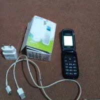 گوشی سامسونگ با کارتن و شارژر