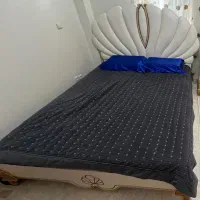 تخت خواب به همراه تشک