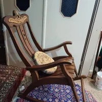 صندلی راک چوبی