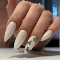 آموزش کاشت ناخن ومــژه تخصصی با بهترین متریال