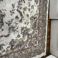 یک تخته فرش ۹متری در حد نو و کاملا سالم