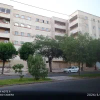 یه واحد  106 متر   طبقه اول +12متر پارکینک