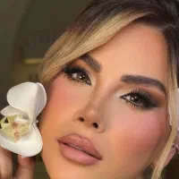 سالن عروس و میکاپ vip با تخفیف ویژه