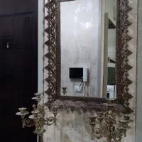 آینه و شمعدان برنجی