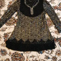 تعدادی شومیز مجلسی و چادر عروس و شلوار