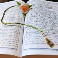 قرائت قرآن و ذکر صلوات برای اموات