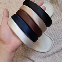 نیروی خیاط خانم برای تولید تل سر