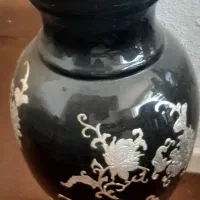 گلدان شیشه‌ای بزرگ و سالم