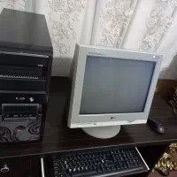 کامپیوتر کیس وموس وکیبورد ومانیتور