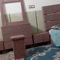 تخت خواب دونفره درحد نو یک ماه استفاده شده