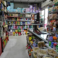 به آقا جهت کاردرفرشگاه موادغذایی پر شیفت صبح