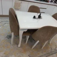 میز غذاخوری ۴نفره