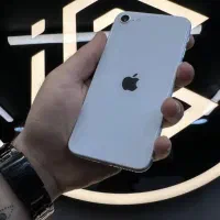 ایفون se2020