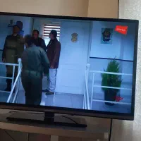 Led 43|تلویزیون و پروژکتور|عباسآباد, |دیوار