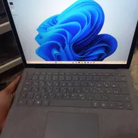 لب تاب مایکروسافت سرفیس۳