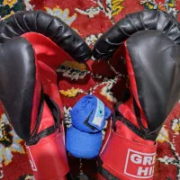 دستکش با بانداج