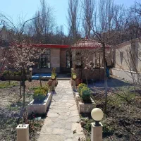 ۳۰۰ متر / عرض ۱۲ / شمالی /