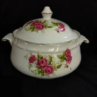 سوپ خوری گلسرخی