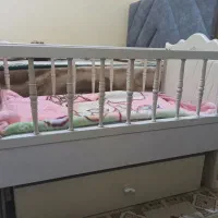 تخت نوزاد