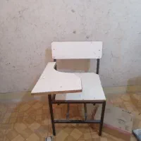 صندلی دانشجویی