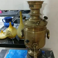 سماور برنجی ۵ لیتری روسی ۸۰ ساله سالم