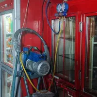 تعمیر فریزر و یخچالهای فروشگاهی