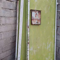 درب سه لنگه حیاط