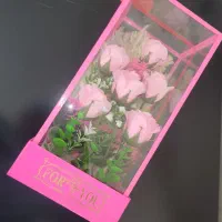 باکس گل مصنوعی صورتی