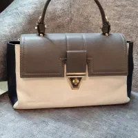کیف بوفالو سفید