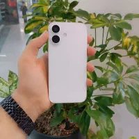 آیفون 16نرمال سفید