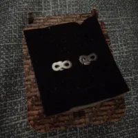 گوشواره بینهایت